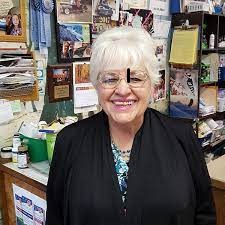 Anns Health Food Store logo