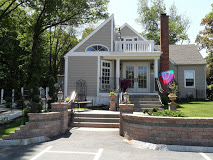 Bashas Natural Market logo