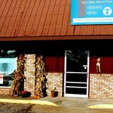 The Health Hutch logo